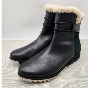 Sorel Harlow Cozy Size 8 Waterproof Ankle Bootie Black Noir color.